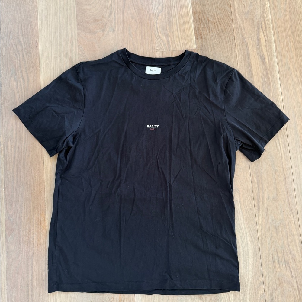 Bally Black Crewneck T-Shirt with Small White Chest Logo Size XL